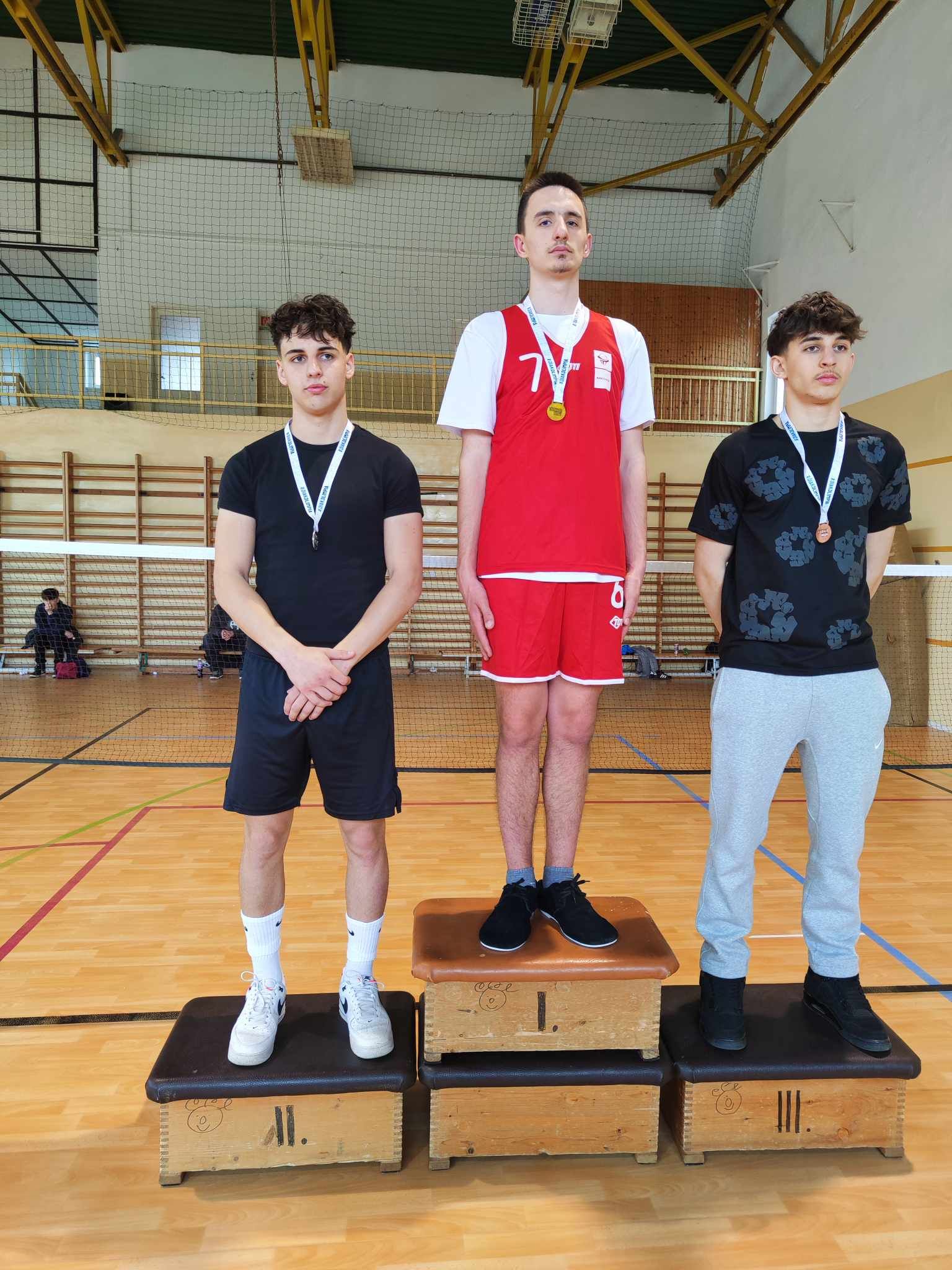 Diákolimpia_lábtoll_fiú_egyéni.jpg
