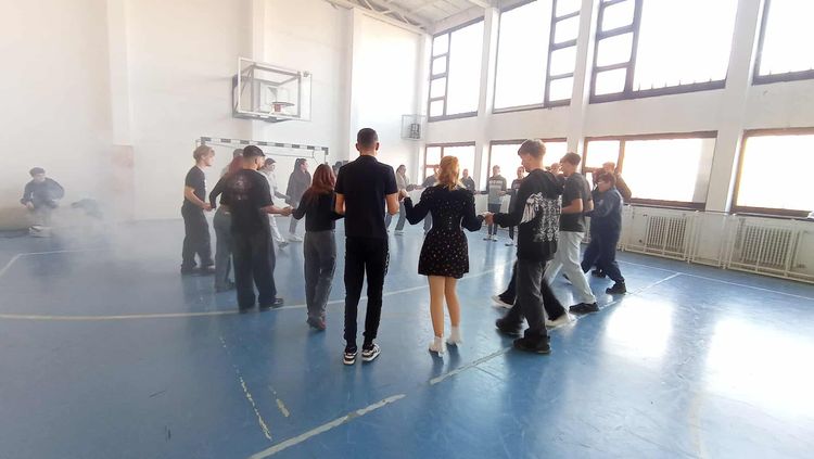 Folynak már a próbák a szalagavató táncra