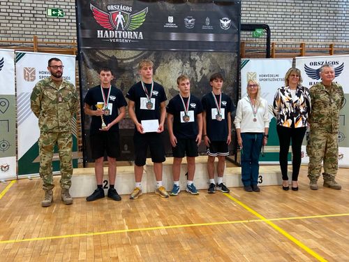 Bronzérmet szereztek kadétjaink az Országos Haditorna Versenyen